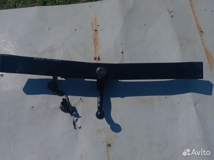 Фаркоп заводской на Мерседес 210