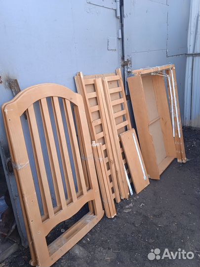 Кроватка, коляска, ходунки