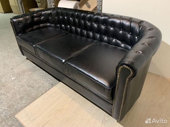 Черный трехместный диван из кожи Karo black 3S