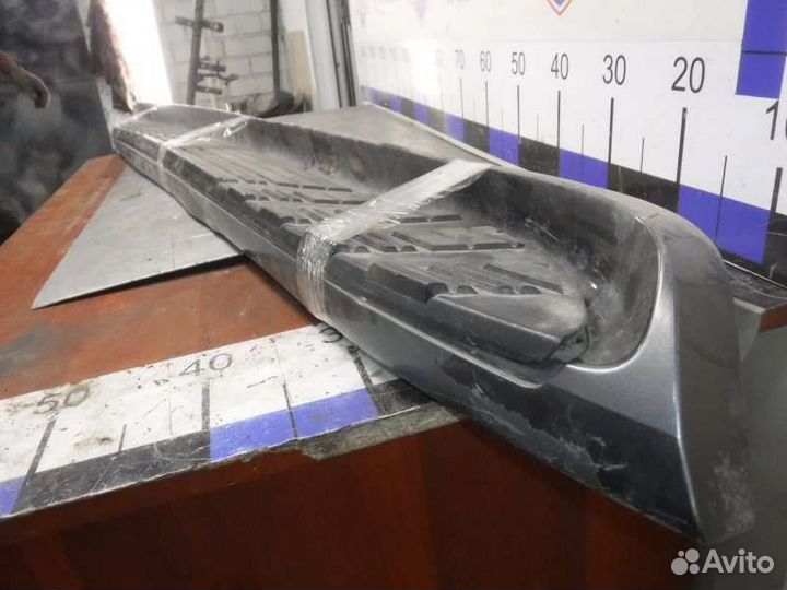 Подножка правая Toyota Lc Prado 120 1GR 2007