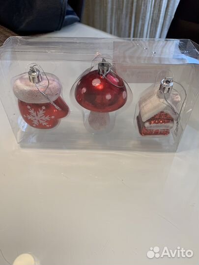 Елочные игрушки