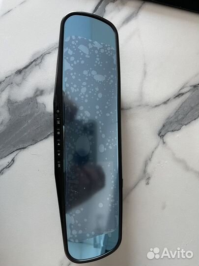 Зеркало заднего вида