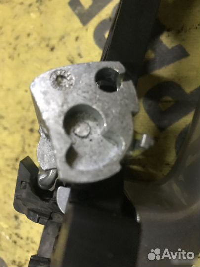 Ручка двери задней наружная правая Ford Fiesta