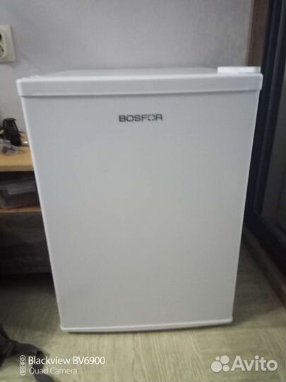 Минихолодильник с морозильной бу