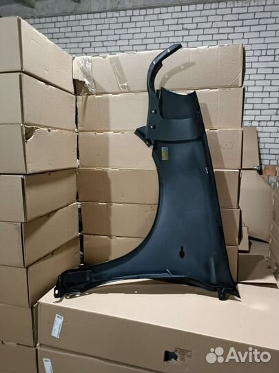 Крыло калина правое цвет черный трюфель 651