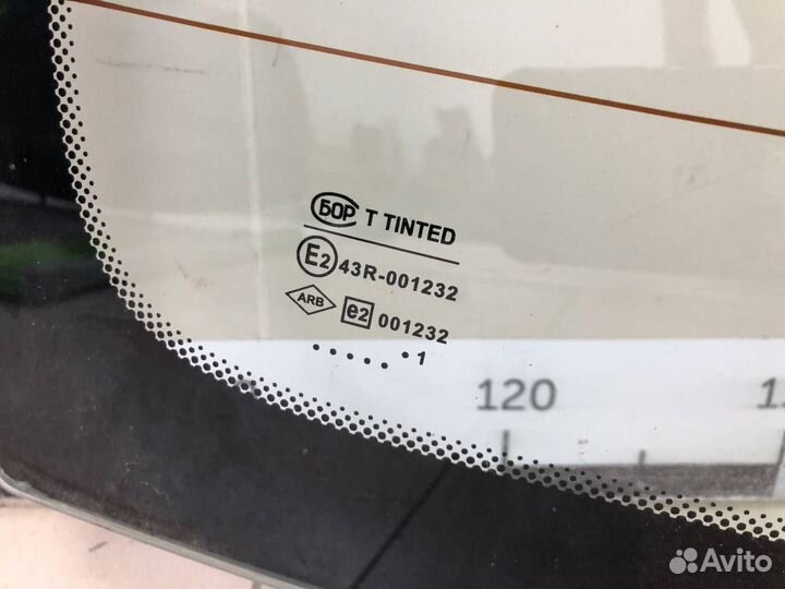 Стекло заднее Renault Logan 1 2005-2014