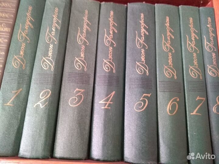 Продам книги