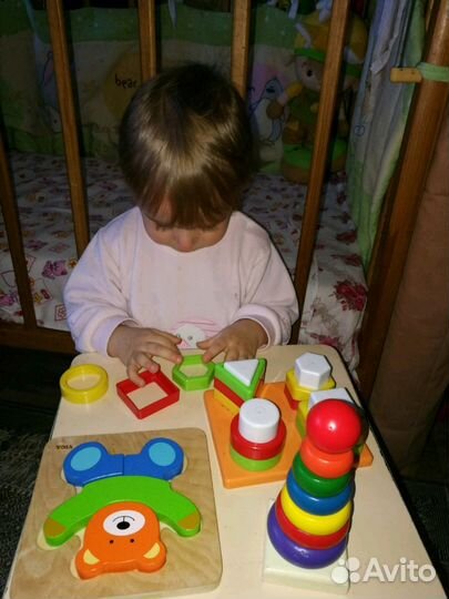 Няня воспитатель