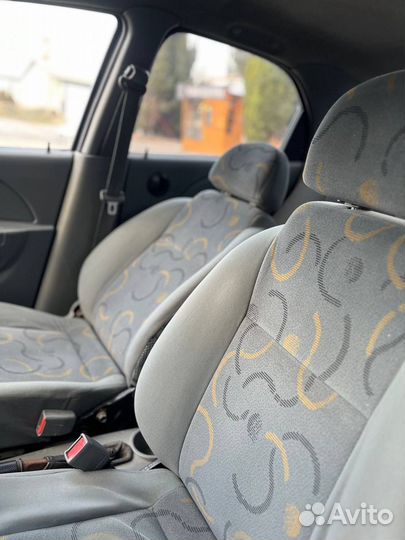 Chevrolet Aveo 1.5 МТ, 2004, 200 000 км