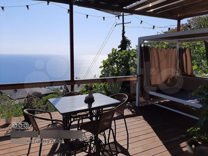 Дом 132 м² на участке 8 сот.