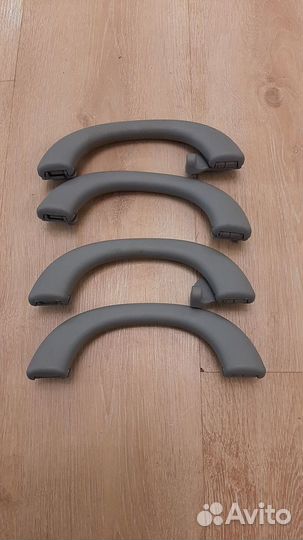 Ручка потолочная Mercedes E-Class W211