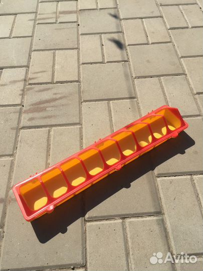 Кормушки и поилки