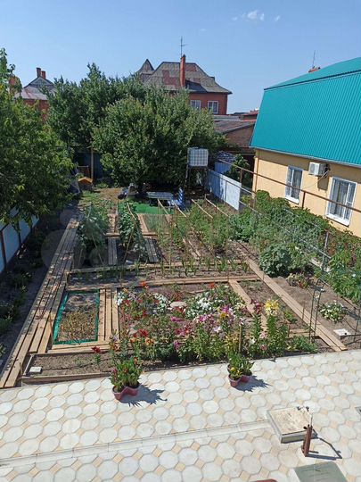 Дом 95 м² на участке 4 сот.