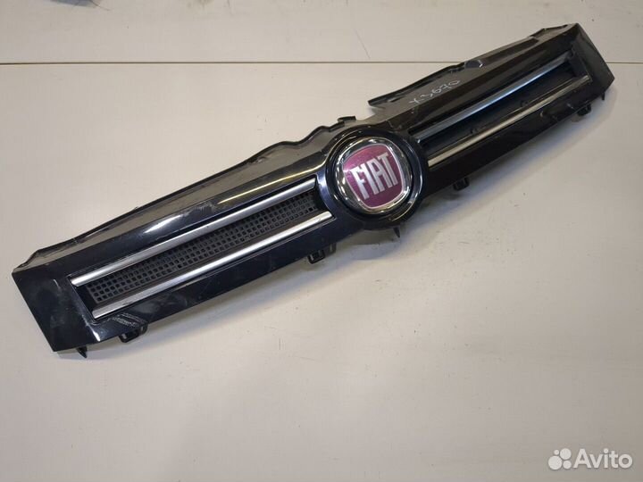 Решетка радиатора Fiat Panda, 2010