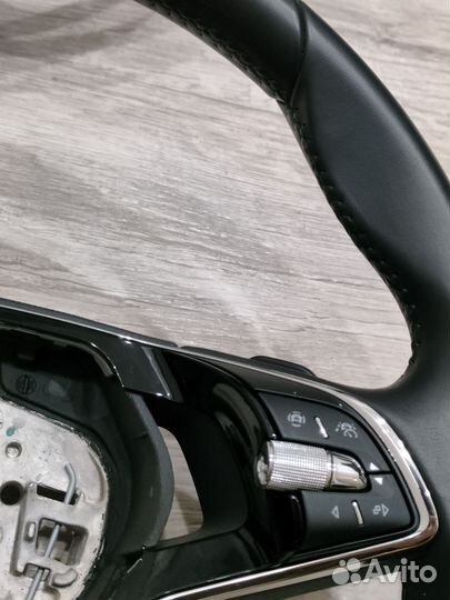 Руль Skoda подогрев лепестки KLR (без подушки)