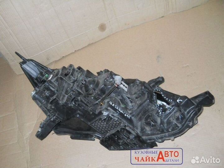 Фара левая Nissan Qashqai J11 2013