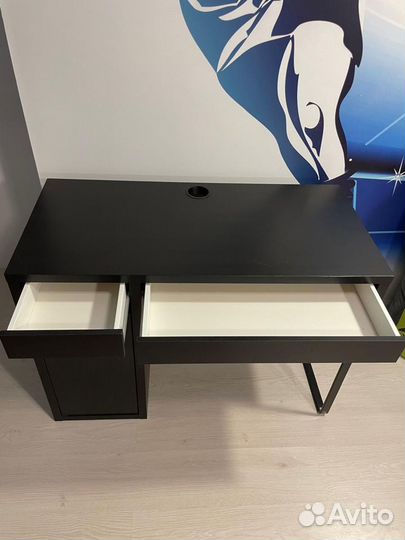 Черный письменный/компьютерный стол IKEA