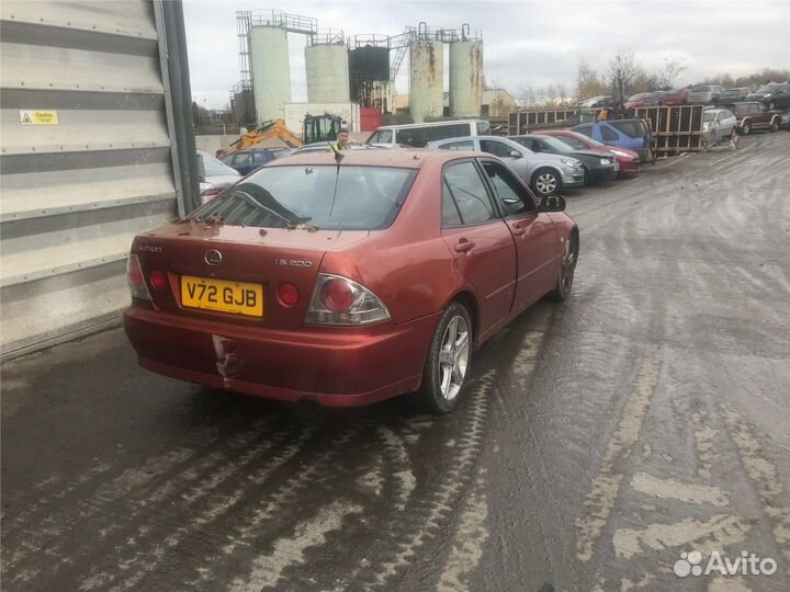 Разбор на запчасти Lexus IS