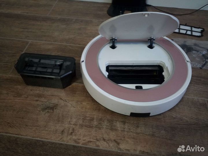 Робот пылесос