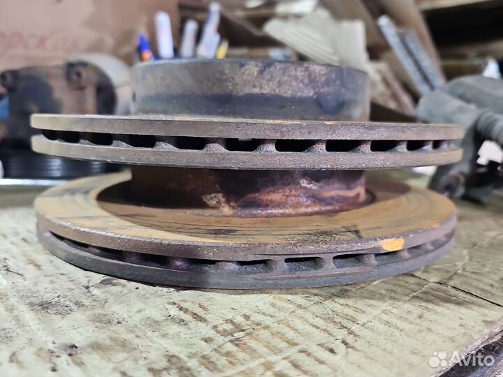 Тормозные диски передние Nissan Sunny Ниссан Санни