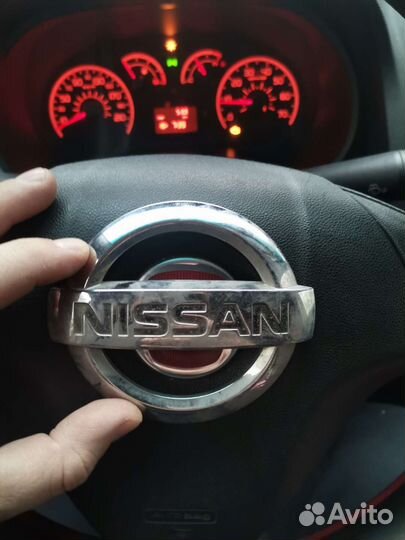 Логотип от ниссана