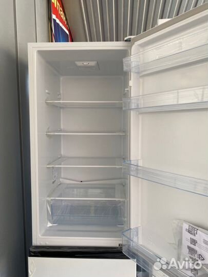 Холодильник Hisense. Новые. Гарантия