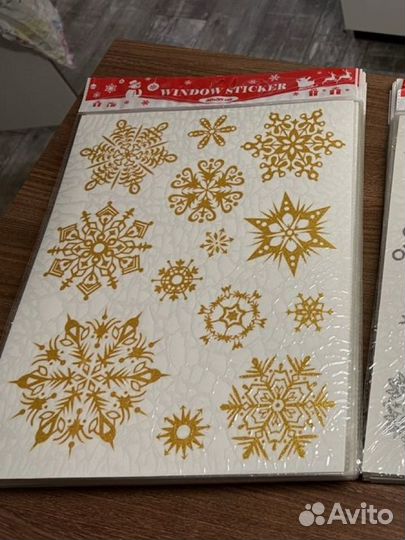 Наклейки снежинки