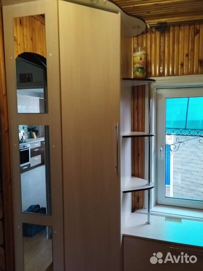 Угловой шкаф с зеркалом бу