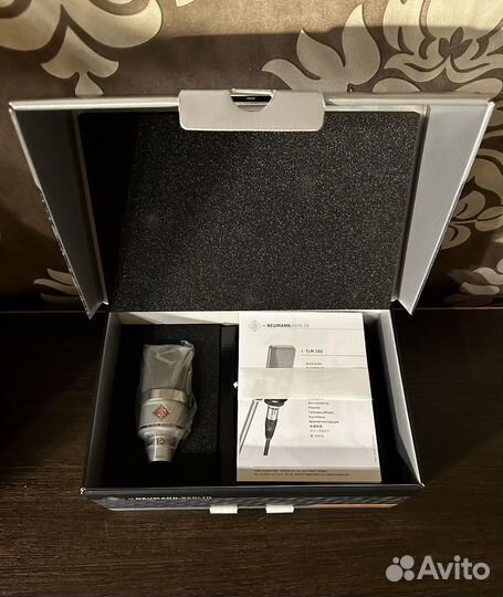 Микрофон Neumann TLM 102