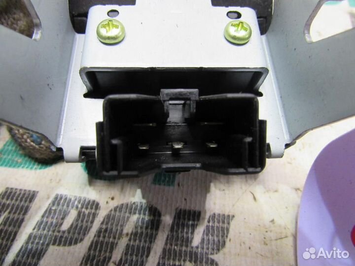 Контакт электрический для Kia Sportage 2 2004-201