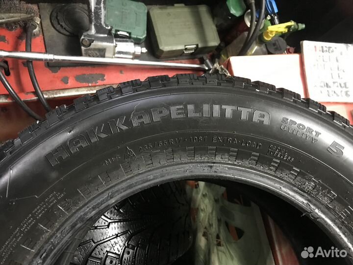 Nokian Tyres Hakkapeliitta 5 235/65 R17 108T