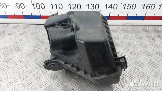 Корпус воздушного фильтра toyota auris E150 (IUK13