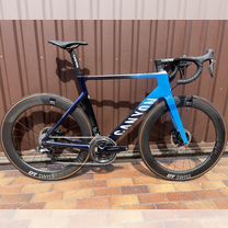 Canyon Aeroad CF SLX di2, р-р L, в наличии