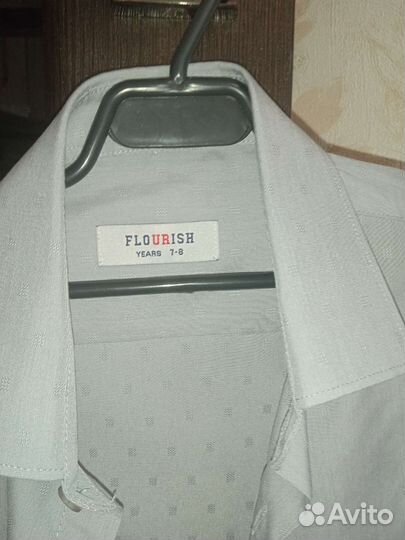Продам детские школьные рубашки