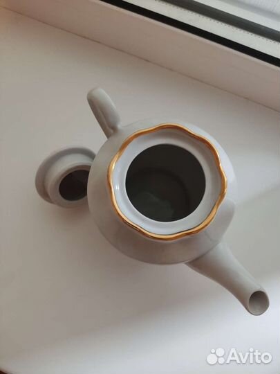 Чашки и блюдца (набор)