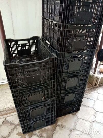 Пластиковые ящики