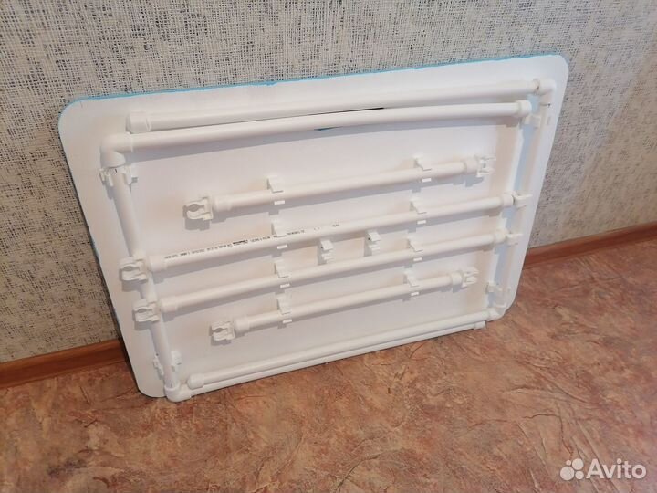 Столик пляжный