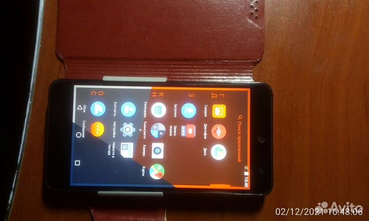 Смартфон Wileyfox Swift