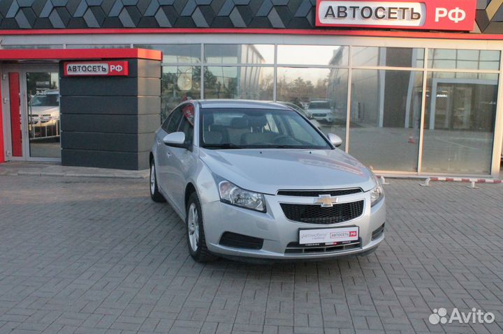 Chevrolet Cruze 1.6 AT, 2009, 82 785 км