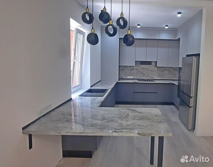 Угловой кухонный гарнитур