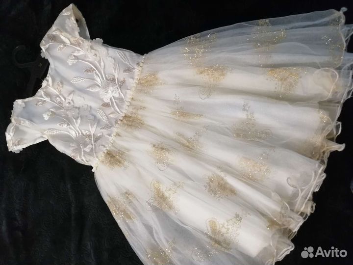 Платье для девочки праздничное