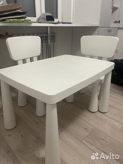 Детский стол и стулья маммут