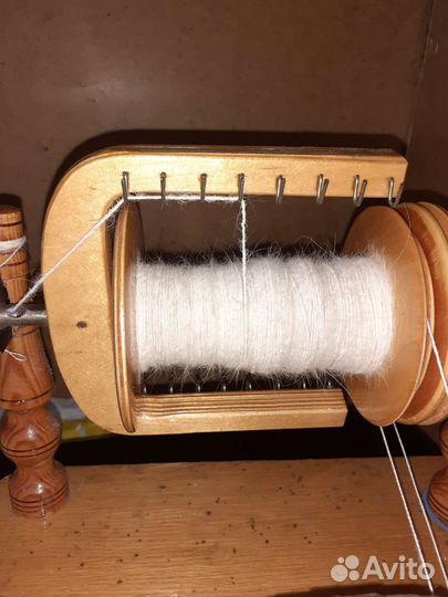 Пряду собачью шерсть и вяжу из неё