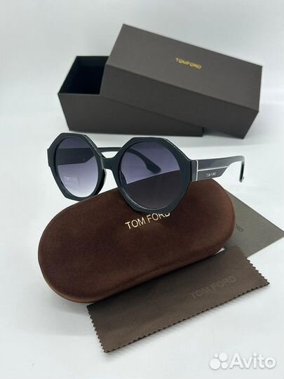 Солнцезащитные очки tom ford