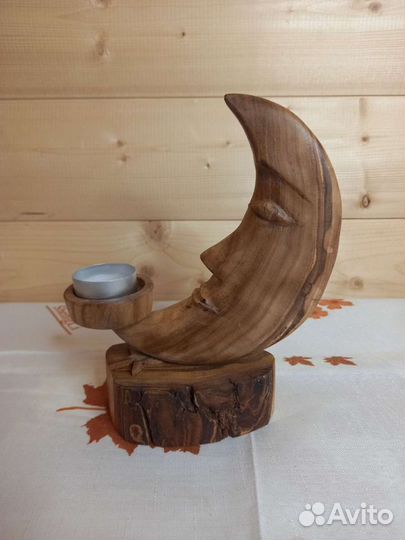 Подсвечник из дерева