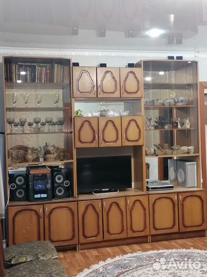 Продаю стенку