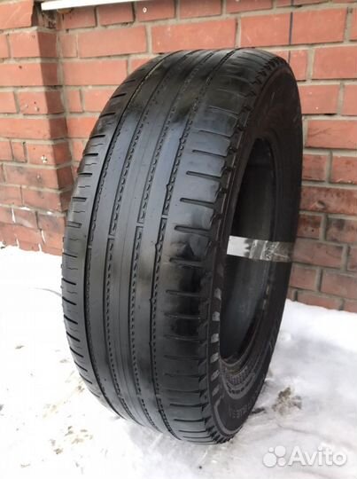 Nokian Tyres Hakka Blue SUV 235/65 R17