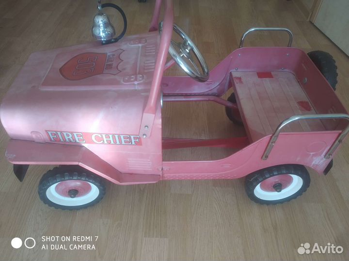 Детский автомобиль