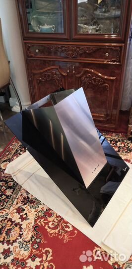 Вытяжной зонт Италия