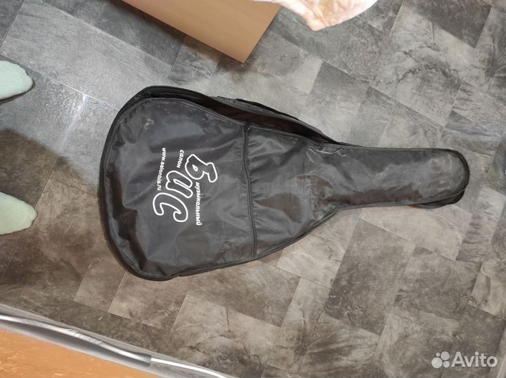 Гитара yamaha c40